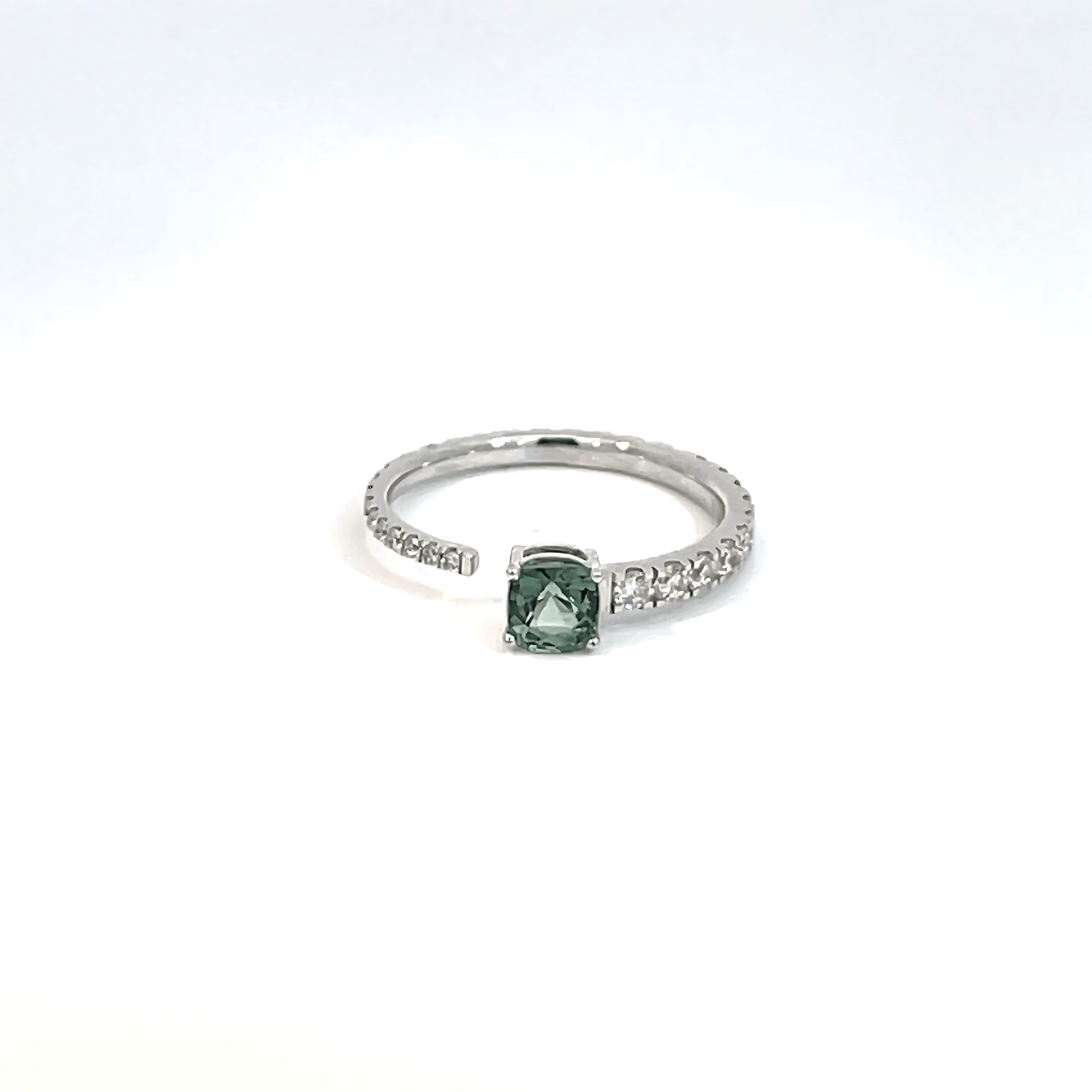9K White Gold Ring with Australian Sapphire 0.61 Carat and 31 Round Lab Grown Diamonds TDW 0.50 Carat