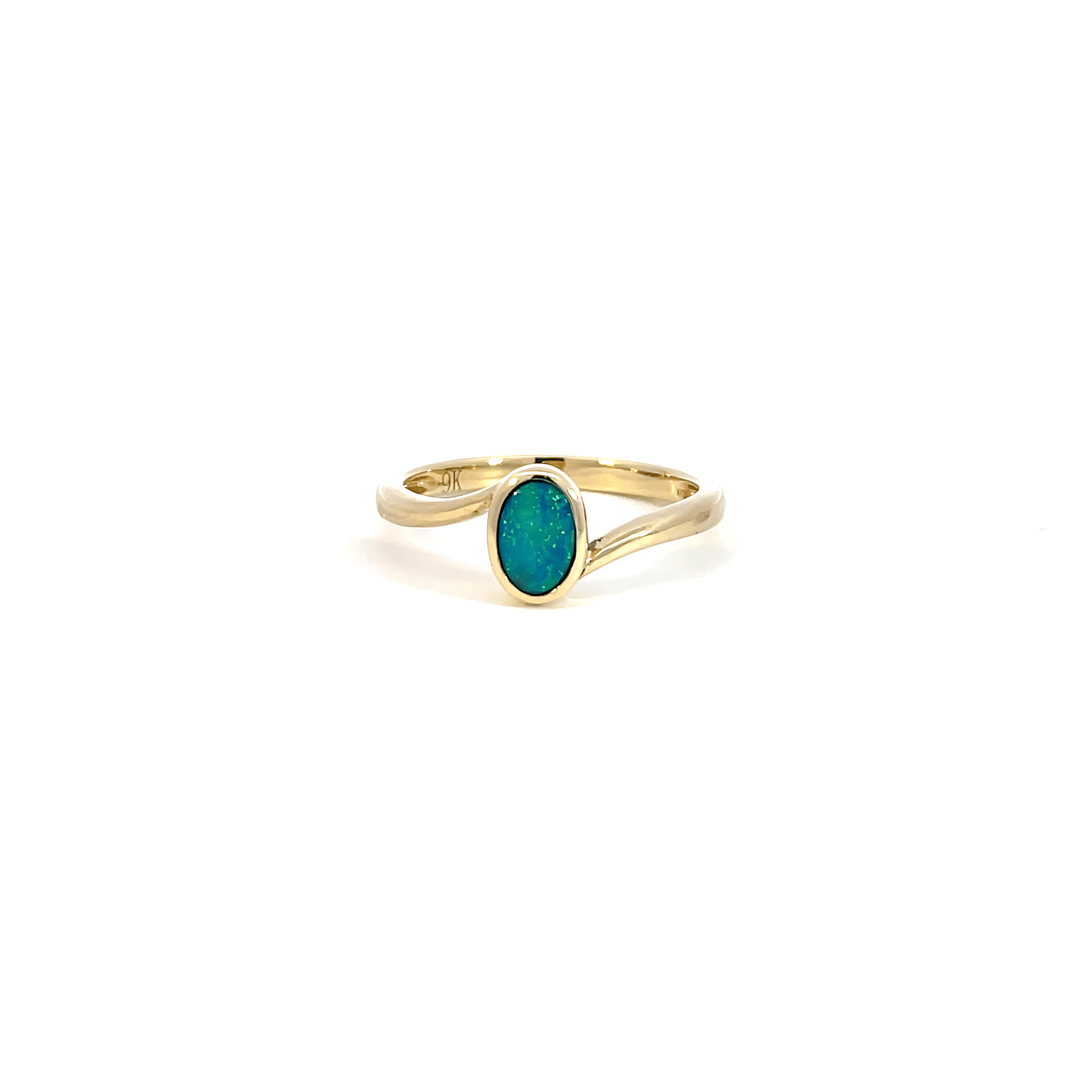 9KT Yellow Gold Doublet Opal Ring