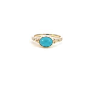 9K Yellow Gold Ring with Oval natural Turquoise 1.15 Carat