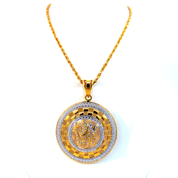 22 KT Yellow Gold Om Pendant with Cubic Zirconia