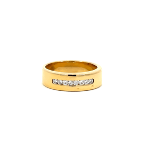 18K Yellow Gold Men’s Ring with Cubic Zirconia