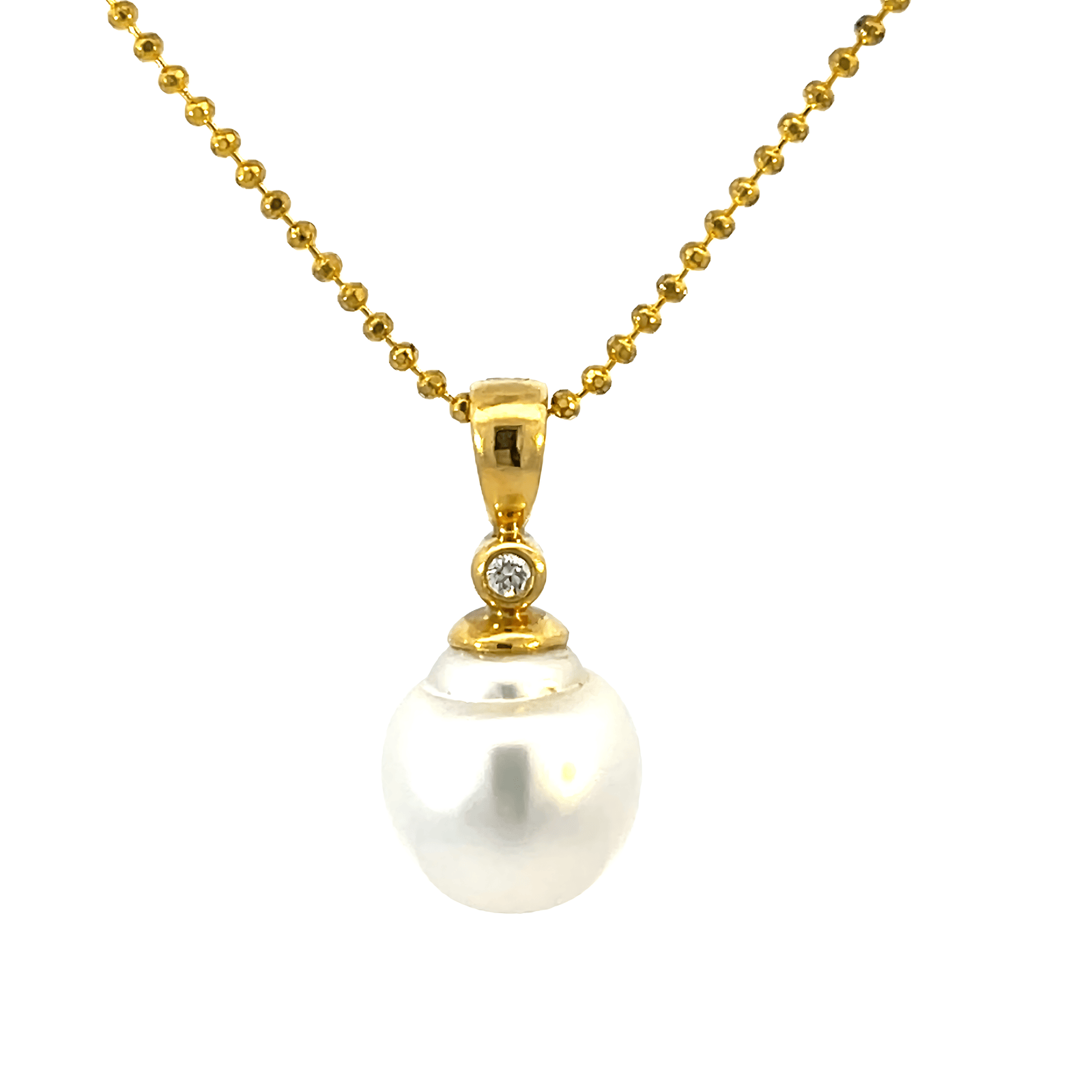 18K Yellow Gold Pendant with Cultured South Sea Baroque Pearl 10.9mm and Round Diamond 0.03 Carat