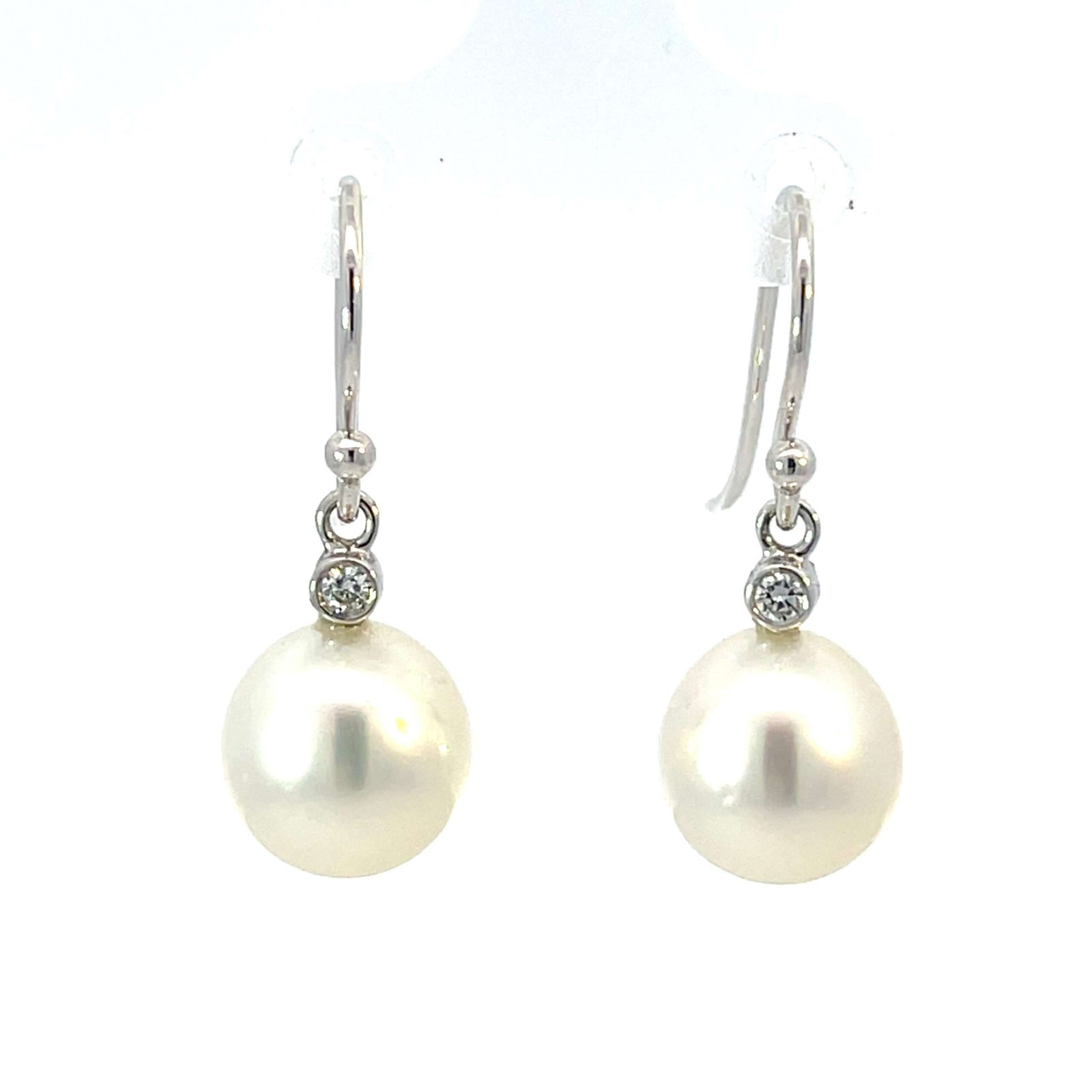 18K White Gold Hook Earrings with Cultured South Sea 9-10mm and 2 Round Diamonds TDW 0.06 Carat - Image 2