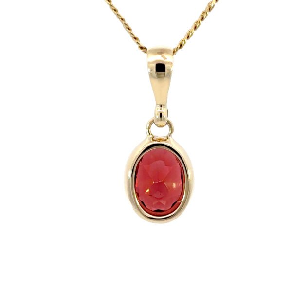 9K Yellow Gold Pendant with Oval cut Natural Garnet