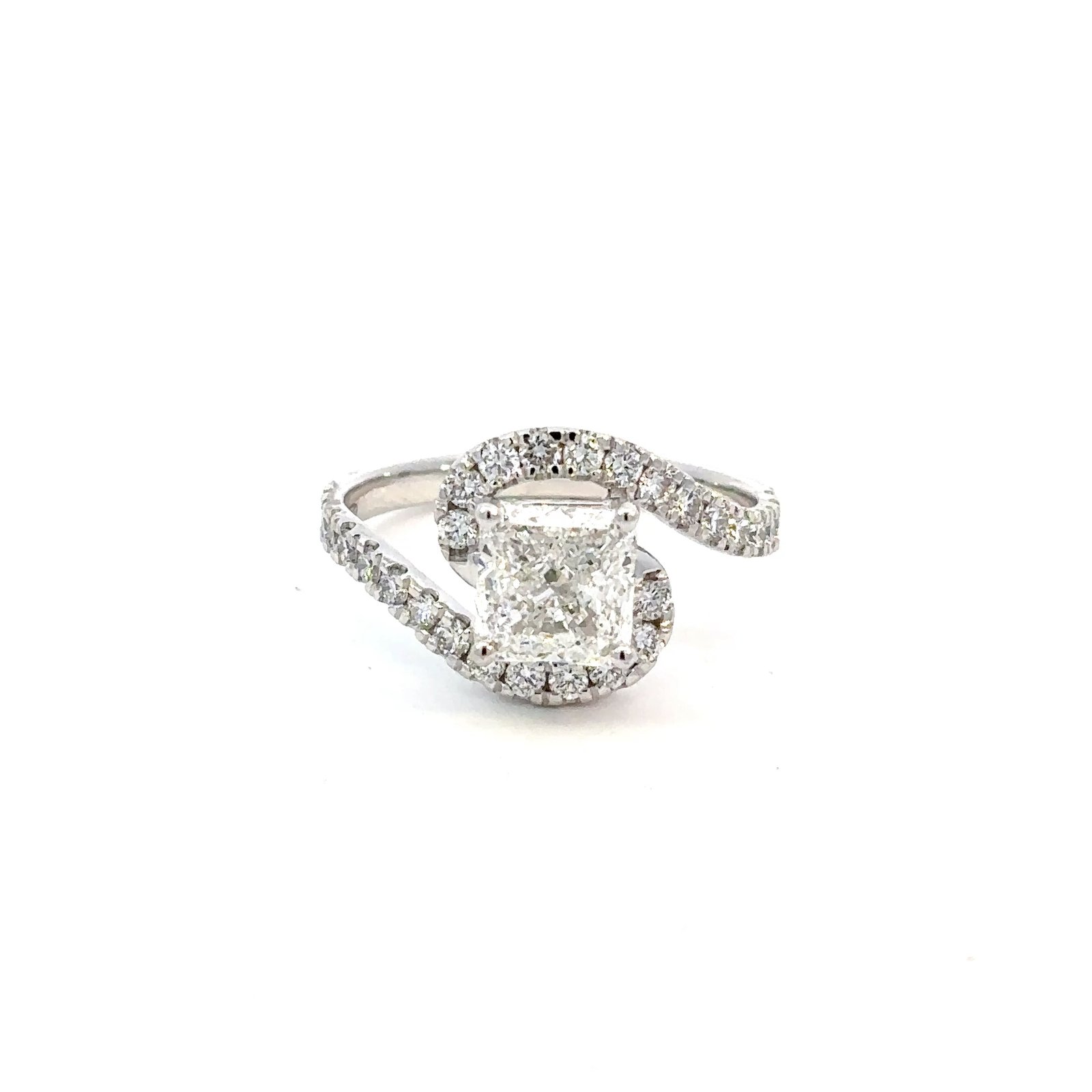 Platinum Ring with Lab Grown Cushion cut Diamond 2.27ct and 28 Round Diamonds TDW 0.60ct