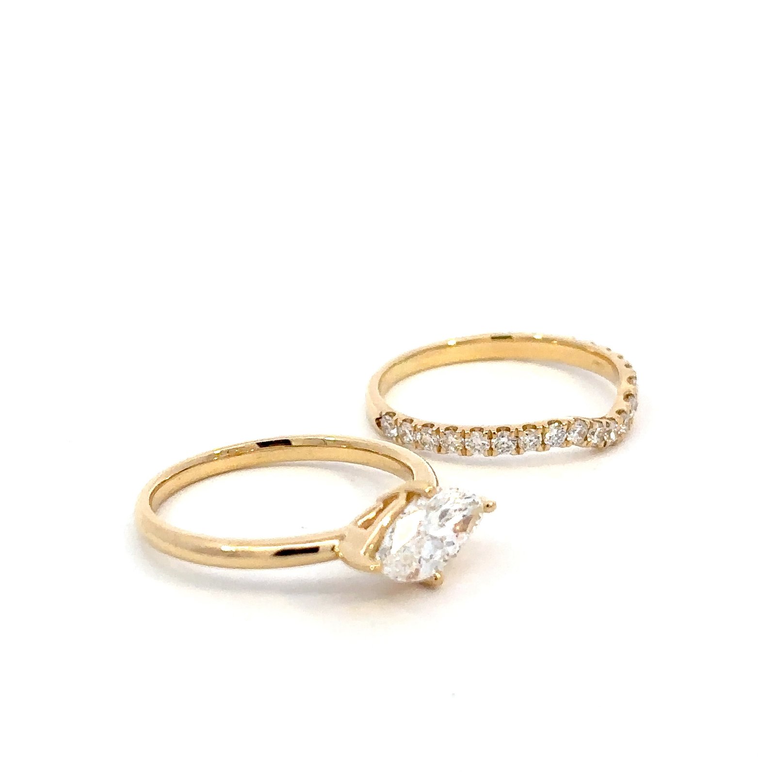 18K Yellow Gold Pair Rings with Lab Grown Marquise cut Diamond 1.20ct and 22 Round Diamonds TDW 0.47ct - Image 2