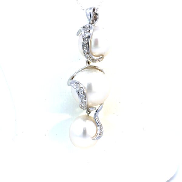 18K White Gold Pendant with 3 South Sea Pearls 9-14mm and Round Diamonds TDW 0.48 Carat