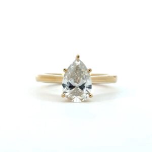 18K Yellow Gold Ring Lab Grown Pear cut Diamond 2.0 Carat
