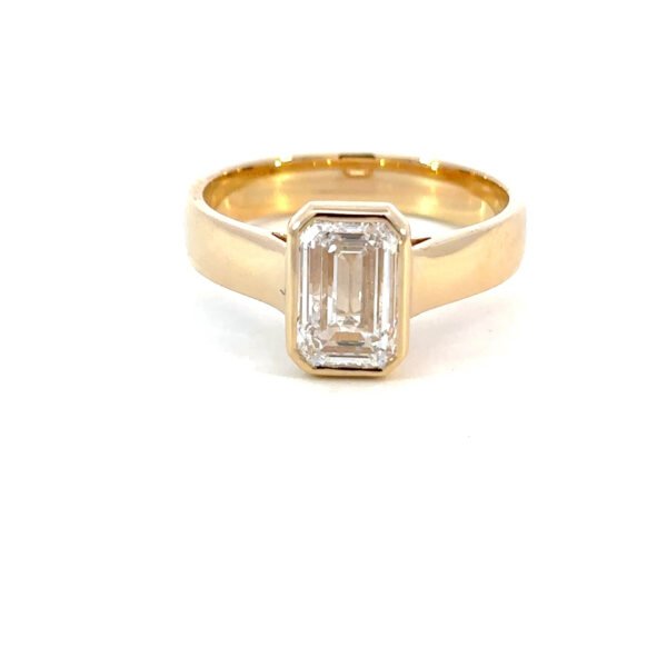 18K Yellow Gold Ring with Lab Grown Emerald cut Diamond 2.01ct