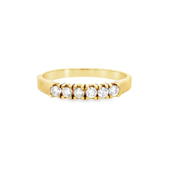 9K Yellow Gold Ring with 6 Round Diamonds TDW 0.26 Carat