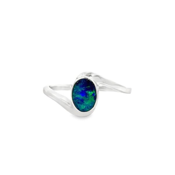 14K White Gold Ring with Oval shaped Doublet Opal 0.42 Carat