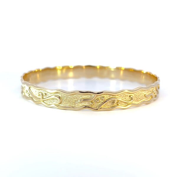 9K Yellow Gold Solid Lava style Bangle (7.8mm) Diameter 65mm