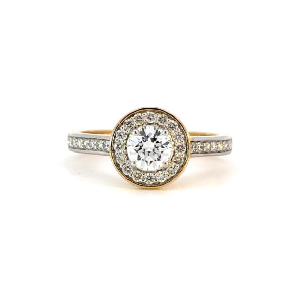 18K Yellow Gold Ring with 33 Round White Diamonds TDW 0.82 Carat