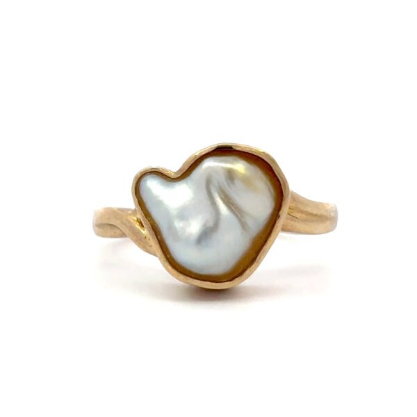 9K Yellow Gold Ring with a Australian Keshi Pearl