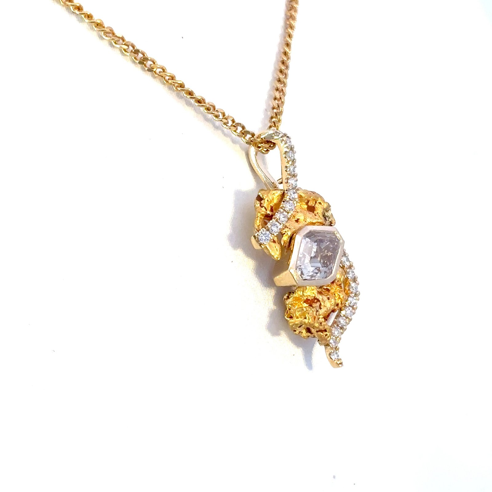 18K Yellow Gold Nugget Pendant with Light Brown Diamond 0.52 Carat and 20 Round White Diamonds TDW 0.88 Carat - Image 3