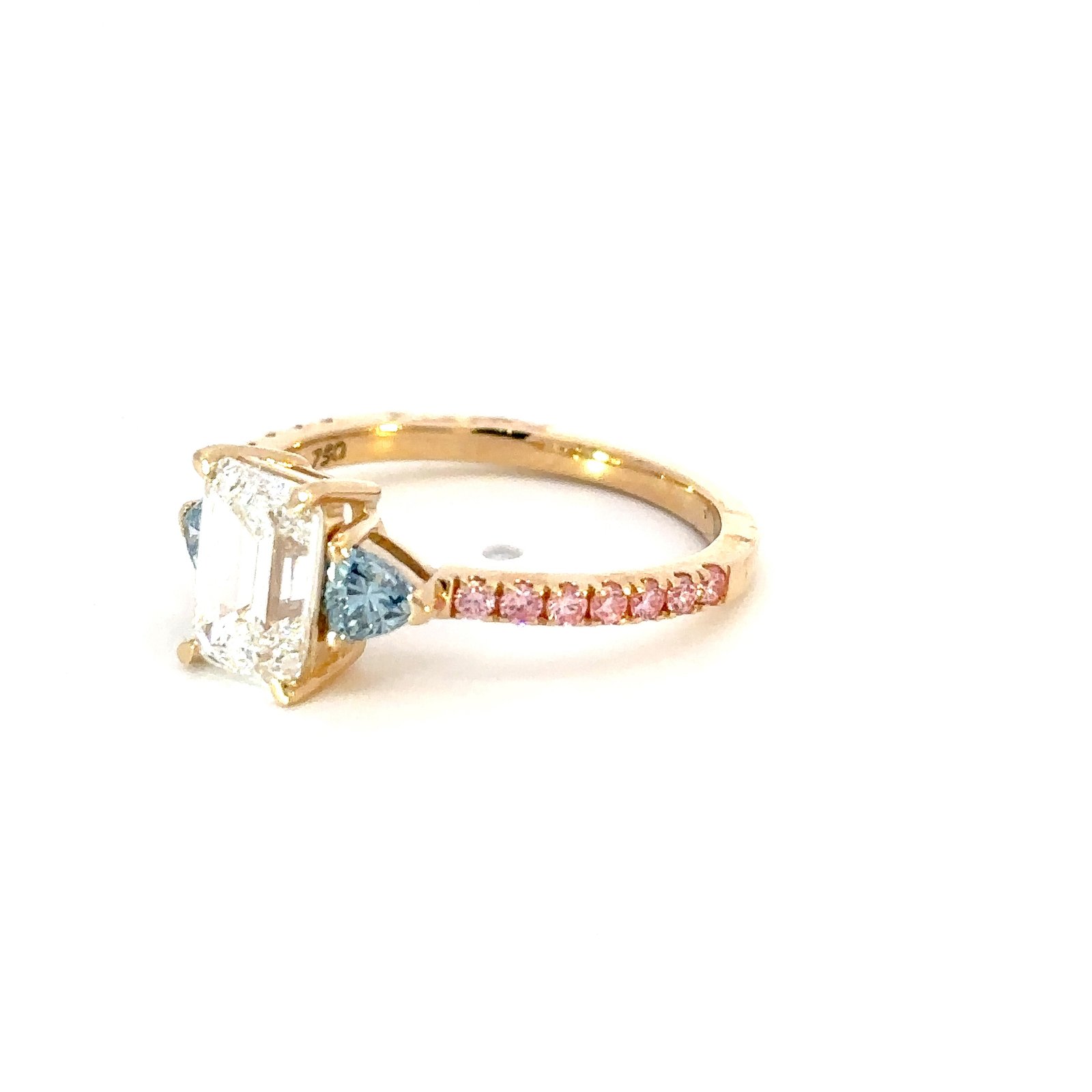 18K Yellow Gold Ring with Emerald cut Lab Grown Diamond 1.53ct, 2 Heart shaped Blue Diamonds TDW 0.34 Carat and 14 Round Pink Diamonds TDW 0.20 Carat - Image 2