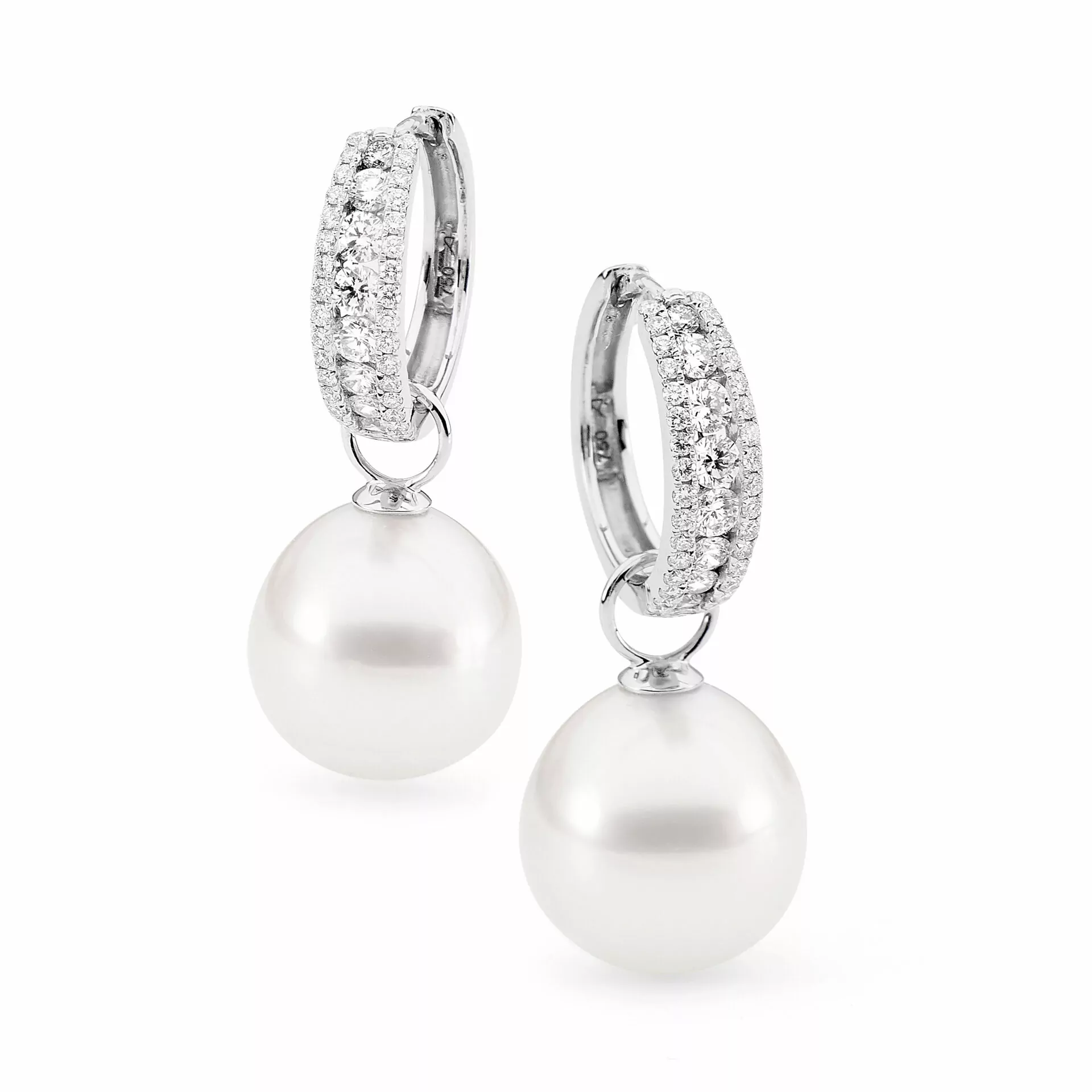 Allure Pearls earrings 2
