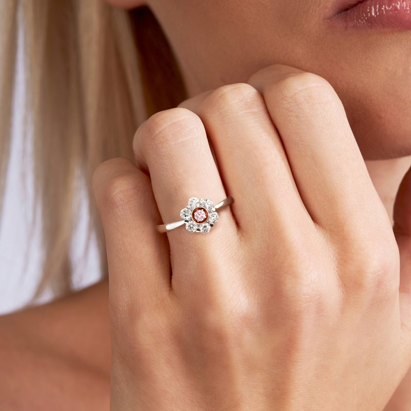 18K White/ Rose Gold Ring Round Pink Diamond 0.09ct and 06 Round White Diamonds TDW 0.62ct - Image 4