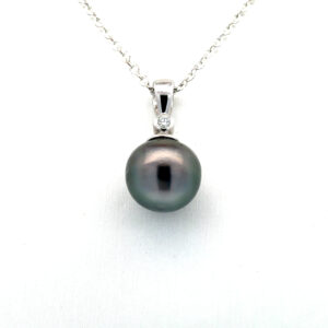 18K White Gold Pendant Cultured Tahitian Pearl 10.8mm and 1 Round White Diamond 0.03 Carat