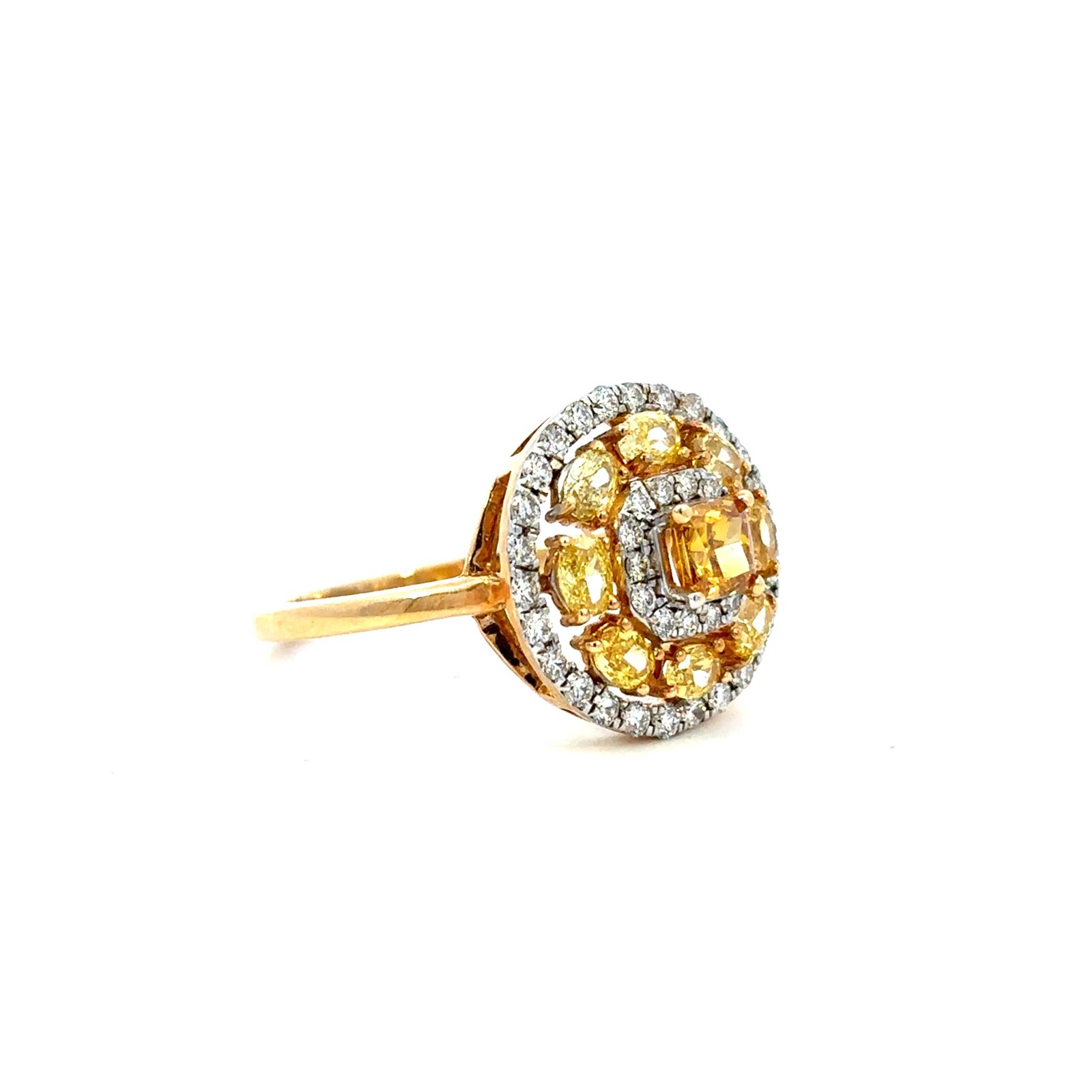 18K Yellow Gold Ring, 1 Chocolate Diamond 0.30 Carat, 8 Yellow Diamonds 1.02 Carat, 40 Diamonds 0.40 Carat - Image 3