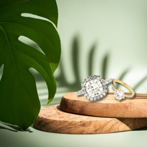 Oval Engagement Rings