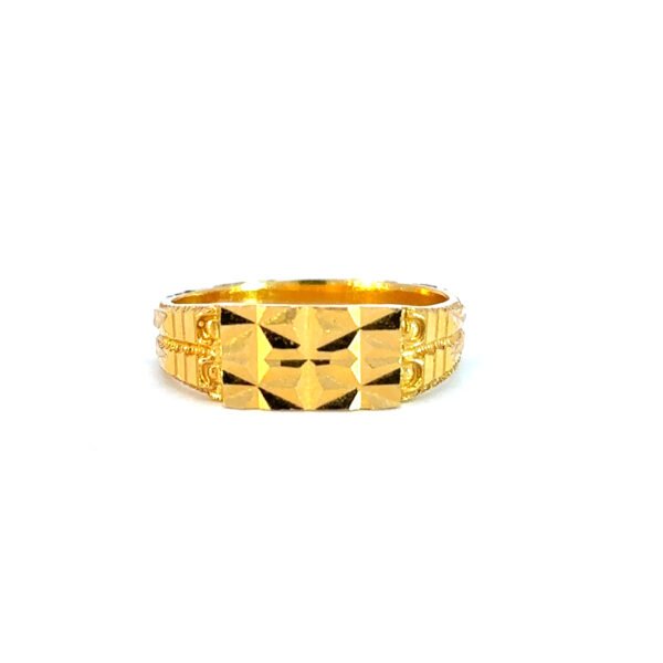 22K Yellow Gold Fancy Ring