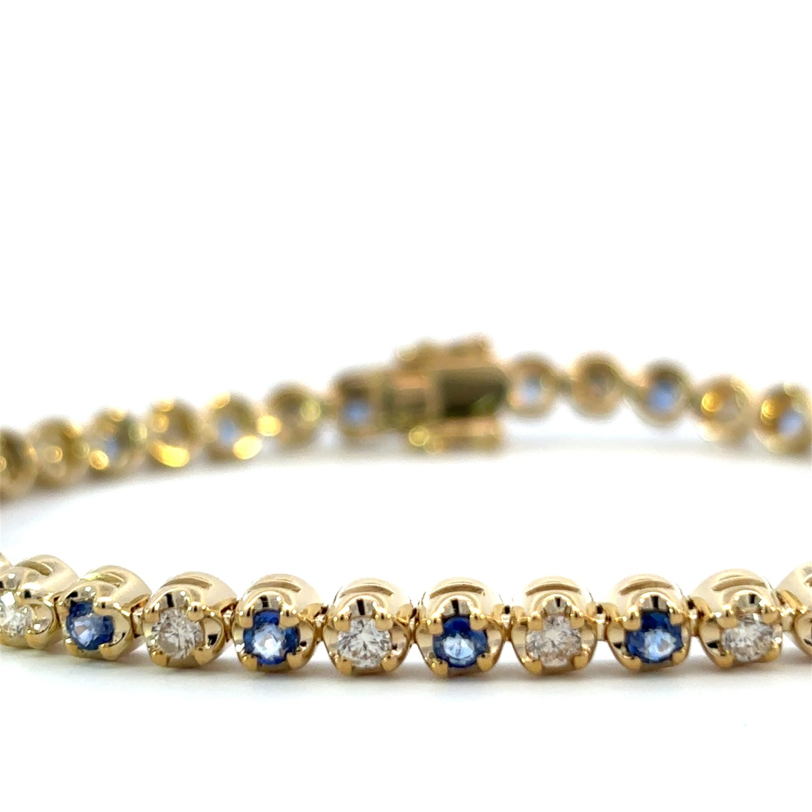 9K Yellow Gold Bracelet 22 Diamonds 1.11 Carat, Ceylone Sapphires 1.65 Carat - Image 3