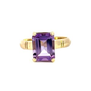 9K Yellow Gold Amethyst Ring
