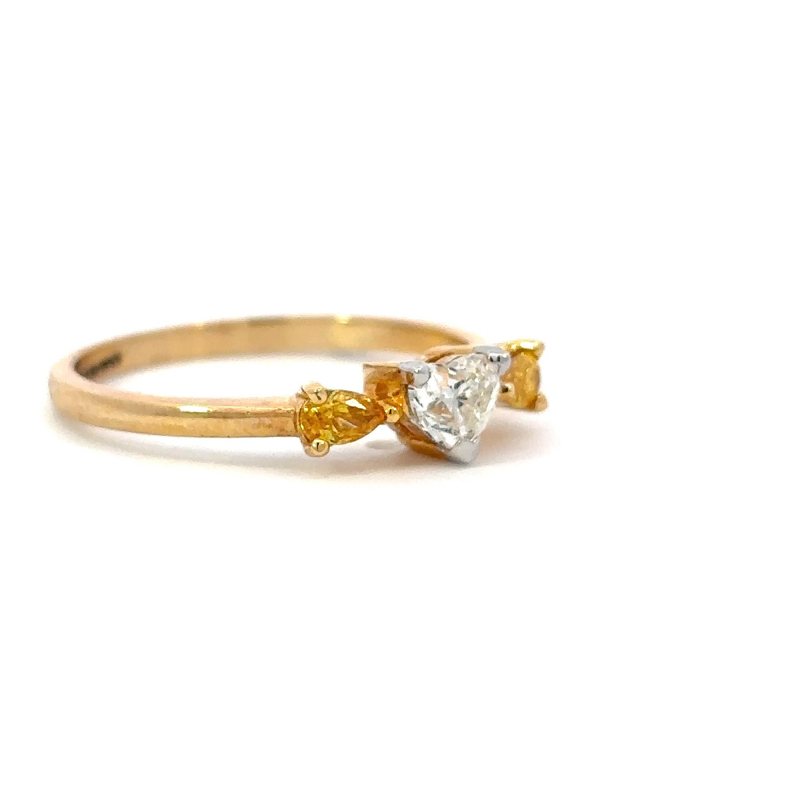 18K Yellow Gold Ring with Heart shaped White Diamond 0.36 Carat and 2 Pear shaped Yellow Diamonds TDW 0.2 Carat - Image 3