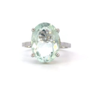 9K White Gold Ring with Oval Aquamarine 7.8 Carat