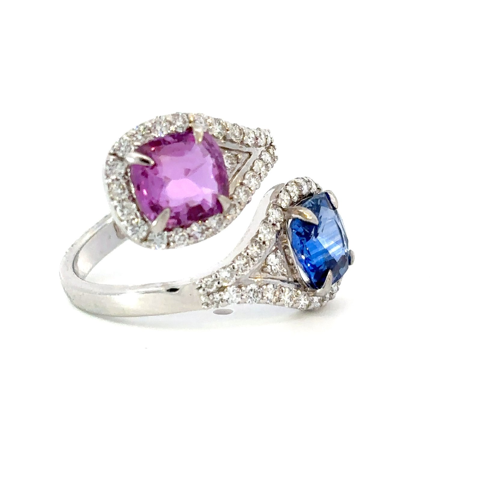 18K White Gold Ring 2 Cushion cut Pink & Blue Sapphires TCW 3.81 Carat 50 Round White Diamonds TDW 0.78 Carat - Image 3