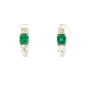 18K White Gold Earrings 2 Emeralds 0.71 Carat 4 White Diamonds TDW 0.59 Carat
