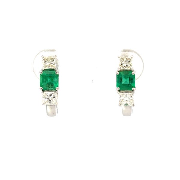 18K White Gold Earrings 2 Emeralds 0.71 Carat 4 White Diamonds TDW 0.59 Carat
