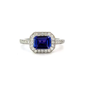 18K White Gold Ring Emerald cut Tanzanite 1.45 Carat 36 Round White Diamonds TDW 0.39 Carat