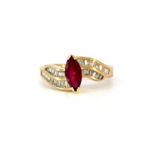 18K Yellow Gold Ring Marquise cut Ruby 0.86 Carat 30 Baguette White Diamonds TDW 0.64 Carat