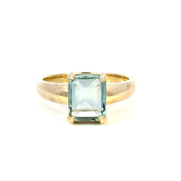 9K Yellow Gold Ring Aquamarine 2.15 Carat