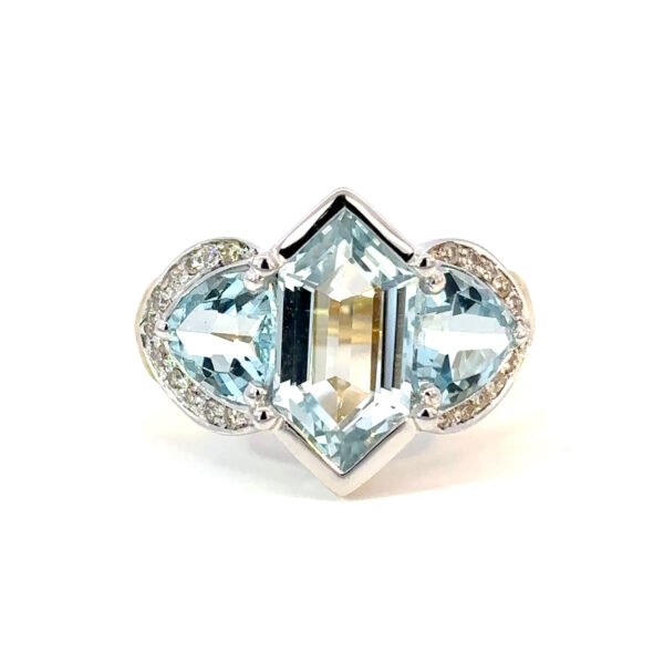 9K Yellow Gold Ring Multi-shaped Aquamarines TCW 5.18 Carat White Diamonds TDW 0.17 Carat