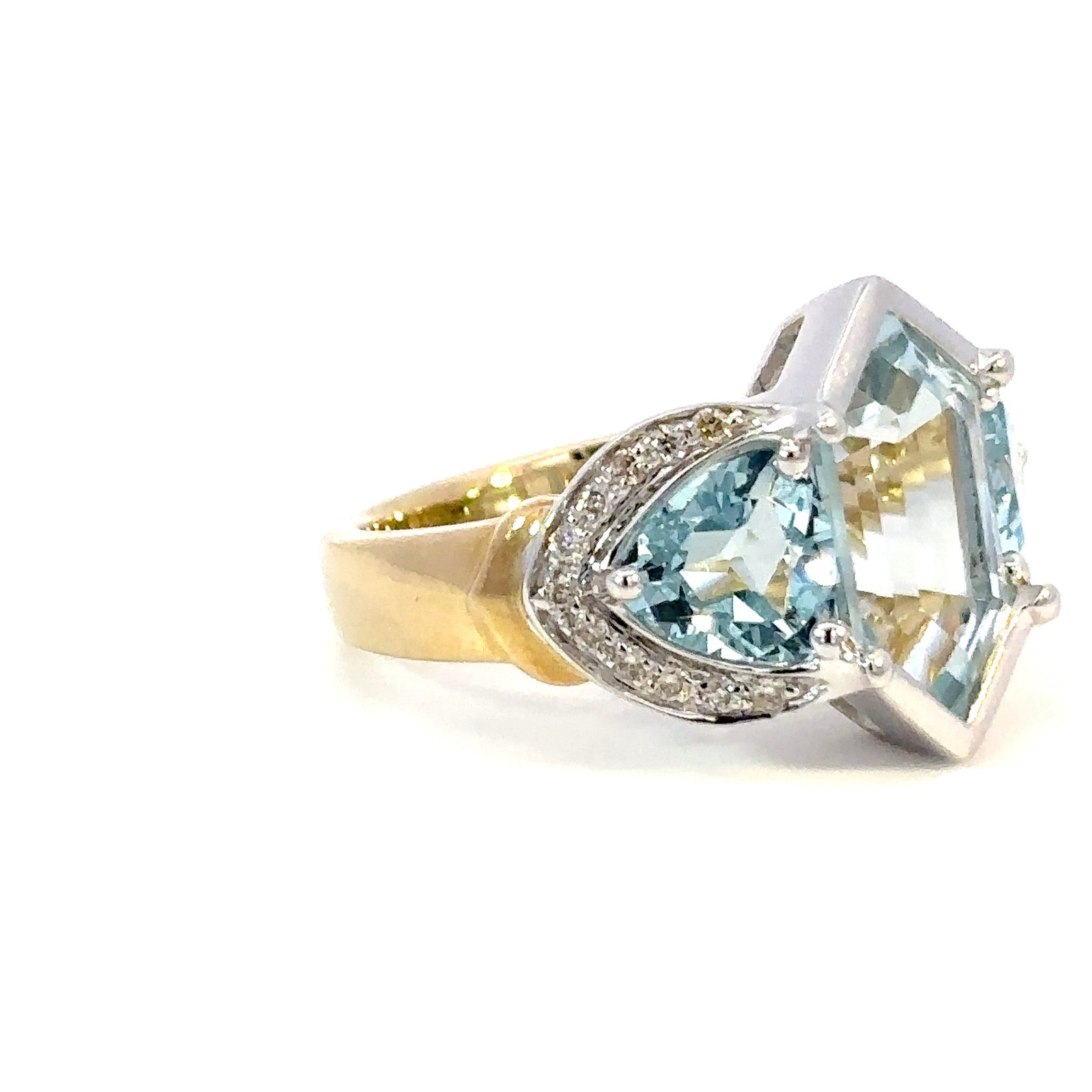 9K Yellow Gold Ring Multi-shaped Aquamarines TCW 5.18 Carat White Diamonds TDW 0.17 Carat - Image 3