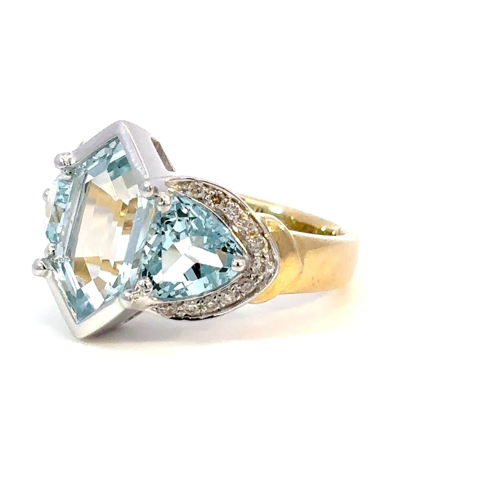 9K Yellow Gold Ring Multi-shaped Aquamarines TCW 5.18 Carat White Diamonds TDW 0.17 Carat - Image 2