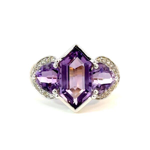 9K Yellow Gold Ring Multi-shaped Amethyst TCW 5.16 Carat White Diamonds TDW 0.17 Carat