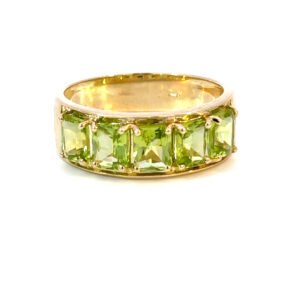 9K Yellow Gold Ring 5 Peridots TCW 2.5 Carat
