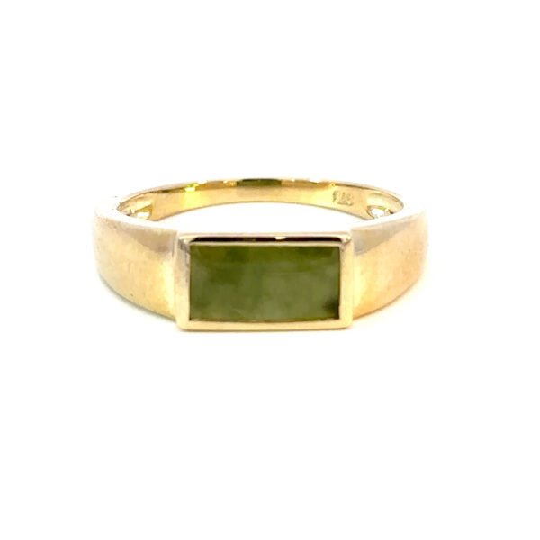 9K Yellow Gold Greenstone Ring
