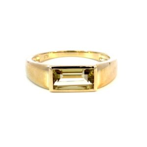 9K Yellow Gold Ring Olive Quartz 1.2 Carat