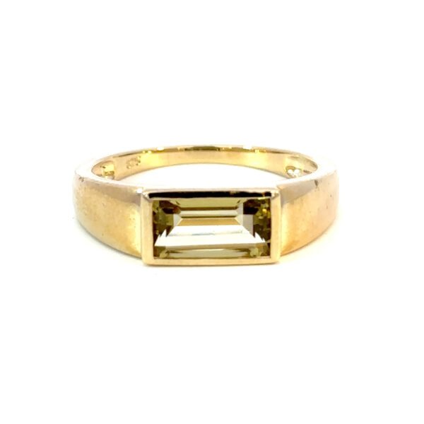 9K Yellow Gold Ring Olive Quartz 1.2 Carat